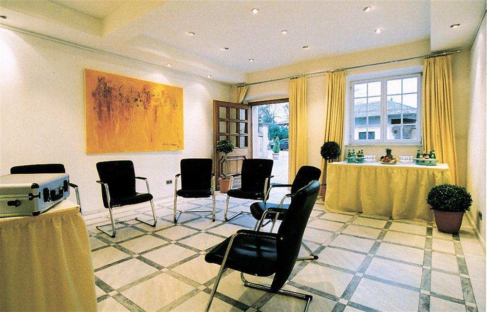 Hotel Schloss Edesheim Luaran gambar