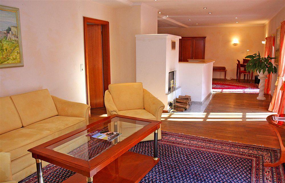 Hotel Schloss Edesheim Luaran gambar